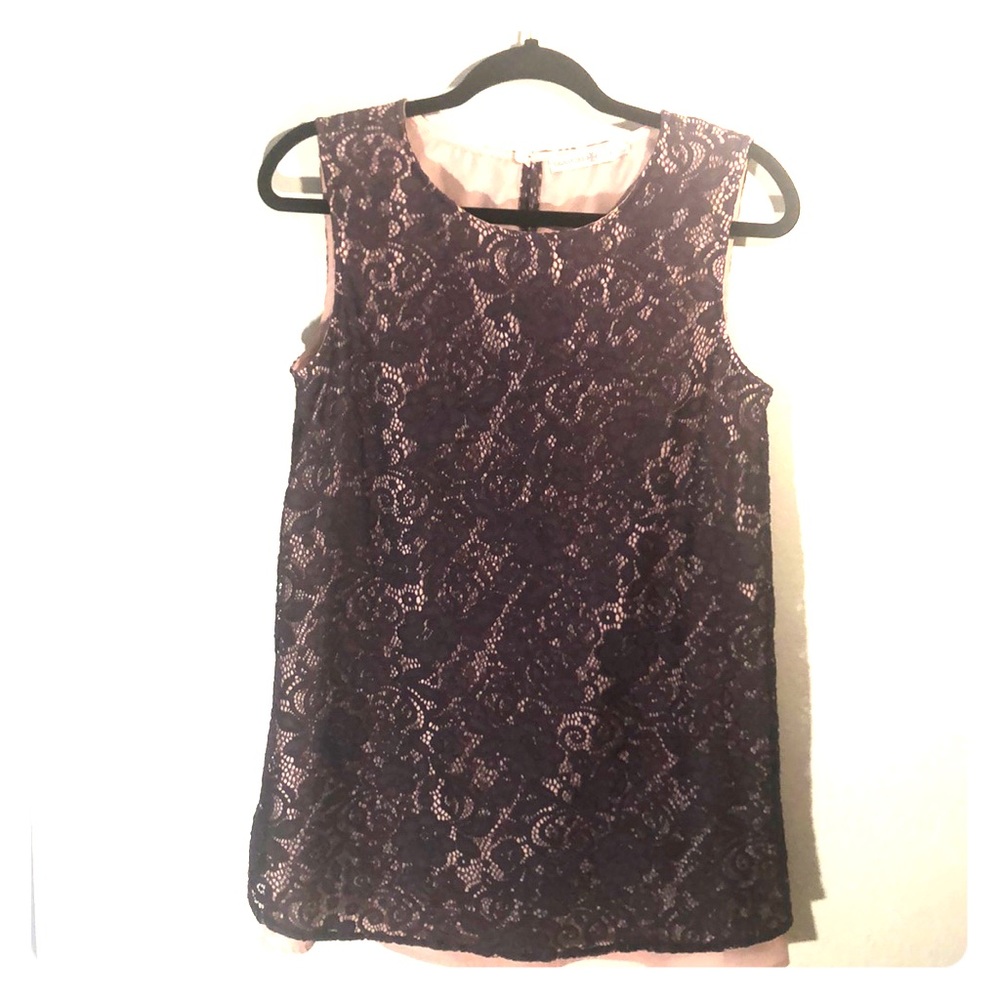 Signature collection lace overlay tank
